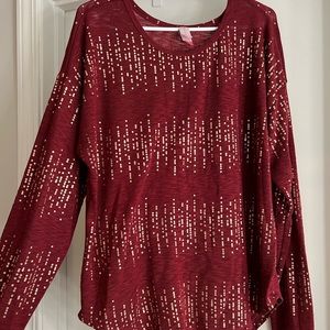 Burgundy long sleeve with gold details